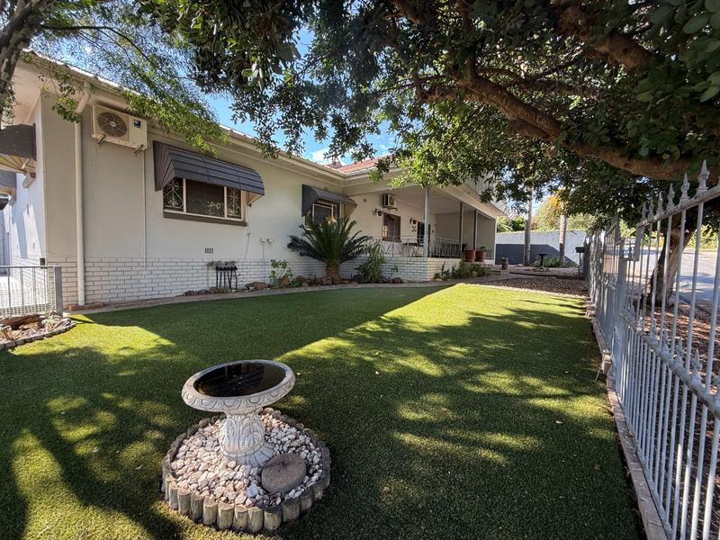 4 Bedroom Property for Sale in Myrtledene Western Cape